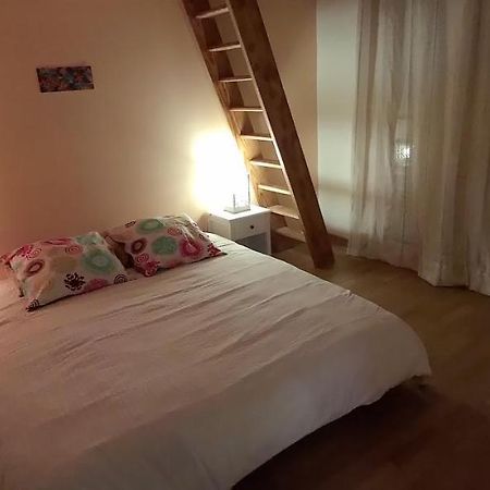 Belle Chambre Sur Terrasse A 3 Min De La Gare Bordeaux Bagian luar foto