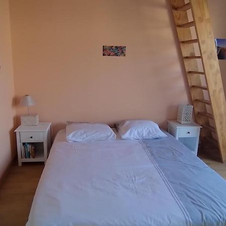 Belle Chambre Sur Terrasse A 3 Min De La Gare Bordeaux Bagian luar foto